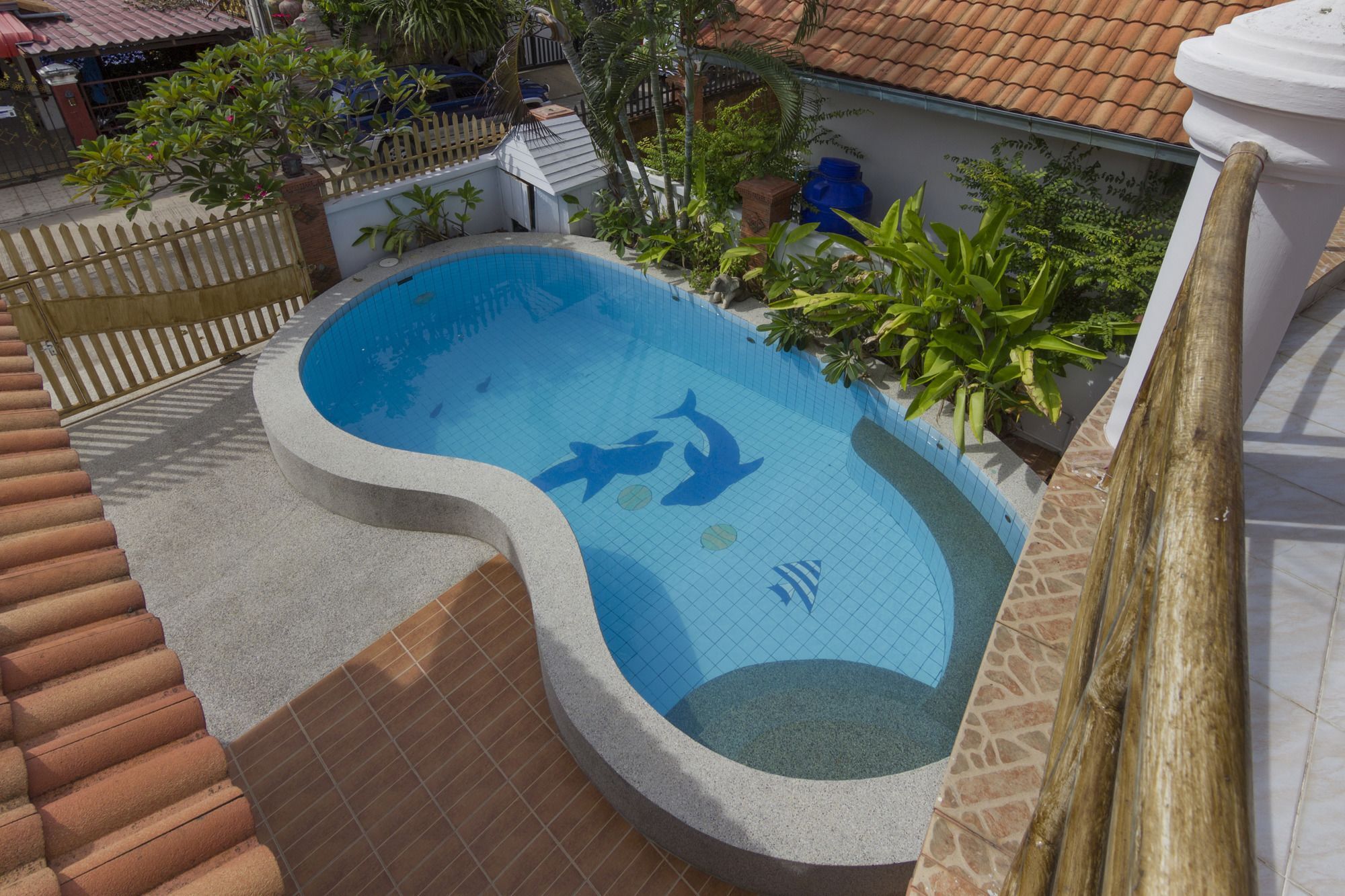 Nowhere Pluto Villa Pattaya
